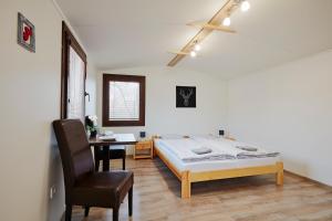 Holiday houses BARCA客房内的一张或多张床位
