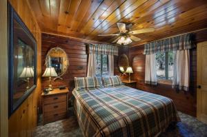 Gallery image of 72 Sequoia in North Wawona