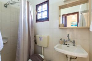 Santa Maria Studios & Apartments tesisinde bir banyo