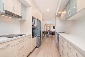 Nhà bếp/bếp nhỏ tại Jephson Hotel & Apartments