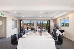 Nhà hàng/khu ăn uống khác tại Jephson Hotel & Apartments