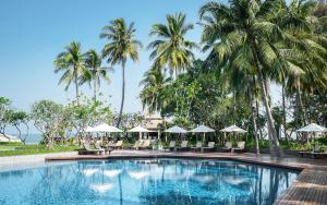 Bazén v ubytování The Regent Cha Am Beach Resort, Hua Hin nebo v jeho okolí
