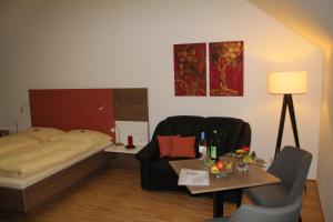 Postel nebo postele na pokoji v ubytování Hotel Eisenhuthaus