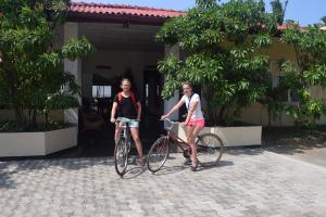 Jízda na kole v ubytování Sanmali Beach Hotel nebo okolí