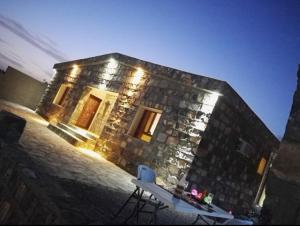 Το κτήριο όπου στεγάζεται  η βίλα