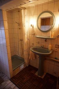 Kylpyhuone majoituspaikassa Chata Azalka