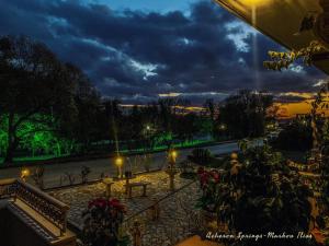 Zahrada ubytování Acheron Springs-Markou Ilias