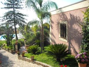 Vonkajšia záhrada v ubytovaní Agriturismo Villa Luca