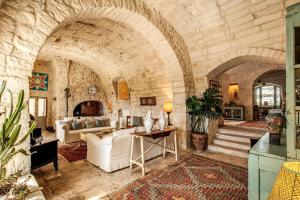 Posezení v ubytování Masseria Cervarolo