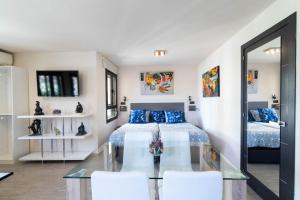 En eller flere senge i et værelse på Mediterranean Suite