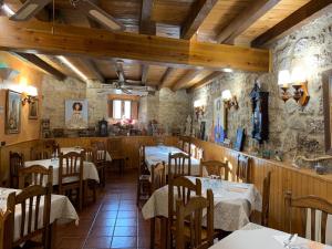 Restaurace v ubytování Albergue El Puntido