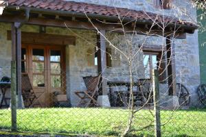 A garden outside La Corte del Rondiellu 1