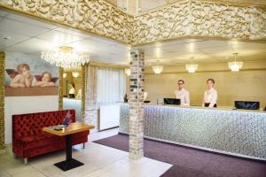 Lobbyn eller receptionsområdet på Sunflower Avenue Hotel Moscow