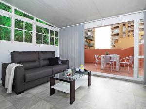 A seating area at Del parque flats malagueta beach