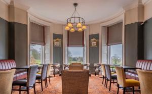 Un lugar para sentarse en Bloomfield House Hotel, Leisure Club & Spa