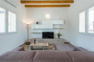 A seating area at Dimora Villa Ada
