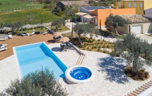 The swimming pool at or close to Dimora Villa Ada