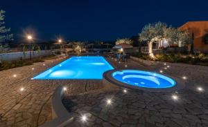 The swimming pool at or close to Dimora Villa Ada