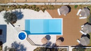 The swimming pool at or close to Dimora Villa Ada