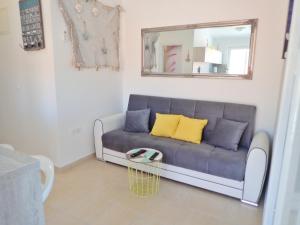 Posedenie v ubytovaní Apartment ELA enjoy breathtaking seaview
