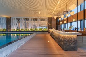 Sundlaugin á Wyndham Grand Yangon eða í nágrenninu