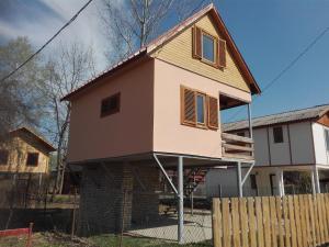 Budova, kde se prázdninový dům nachází