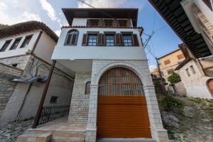 Gallery image of Heraklis Hotel in Berat