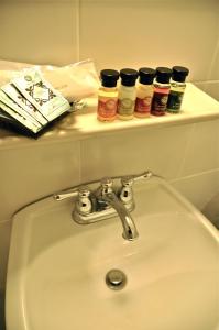 Bathroom sa Hotel Gasthof