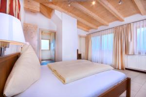Postel nebo postele na pokoji v ubytování Panoramahotel Burgeck