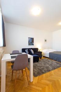 Posteľ alebo postele v izbe v ubytovaní Studio M Zagreb