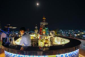 Imagem da galeria de Ritz Grand Hotel Mandalay em Mandalay