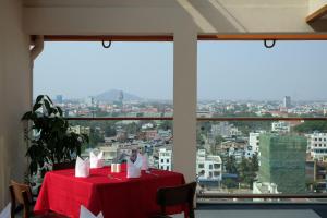 Imagem da galeria de Ritz Grand Hotel Mandalay em Mandalay