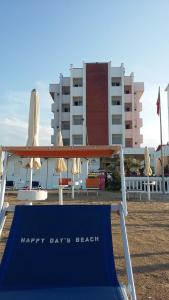 Budynek, w którym mieści się hotel