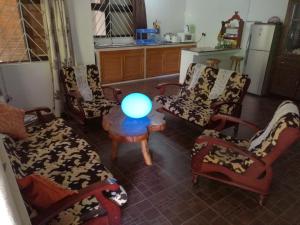 Posezení v ubytování Coco Bay Villa
