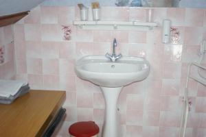 Fotografie z fotogalerie ubytování Hôtel des Voyageurs - Cronat v destinaci Cronat + 32 fotografií