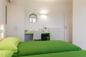 Postel nebo postele na pokoji v ubytování Rose Canine B&B