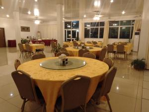 Restaurant o un lloc per menjar a Beach Garden Hotel