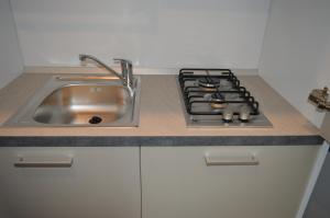 Kuchyňa alebo kuchynka v ubytovaní B&B Dimora dell' Etna