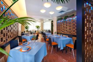 A seating area at Park Hotel Centro Congressi