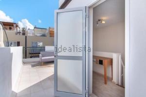 Fotografie z fotogalerie ubytování Two bedroom duplex with spectacular ocean view in Costa Adeje v destinaci Callao Salvaje