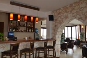 Lounge nebo bar v ubytování Palates Hotel