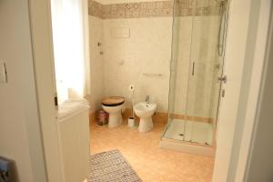 Koupelna v ubytování Casa Sarina
