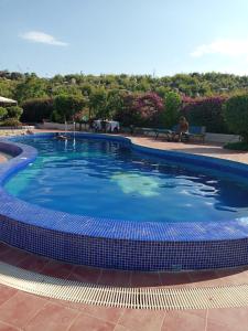 Bazén v ubytování The Lahe Hotels nebo v jeho okolí