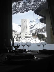 Nespecifikovaný výhled na hory nebo výhled na hory při pohledu z hotelu