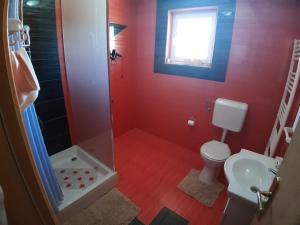 Ein Badezimmer in der Unterkunft Rooms Sapina