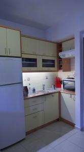 A kitchen or kitchenette at Elephant House