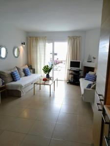 Gallery image of apartment by the beach in Mijas Costa