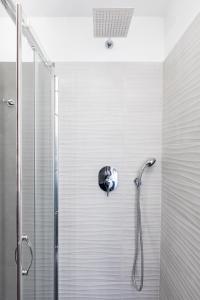 Ванна кімната в A World Aparts - 32 Modena