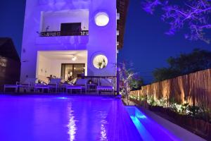 Bazén v ubytování Hotel Casa HX - Adults Only nebo v jeho okolí