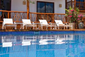 Bazén v ubytování Hotel Casa HX - Adults Only nebo v jeho okolí